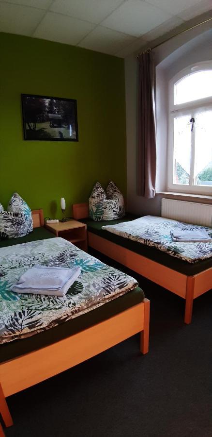 Gasthof Zum Alten Schulmeister Harra Экстерьер фото