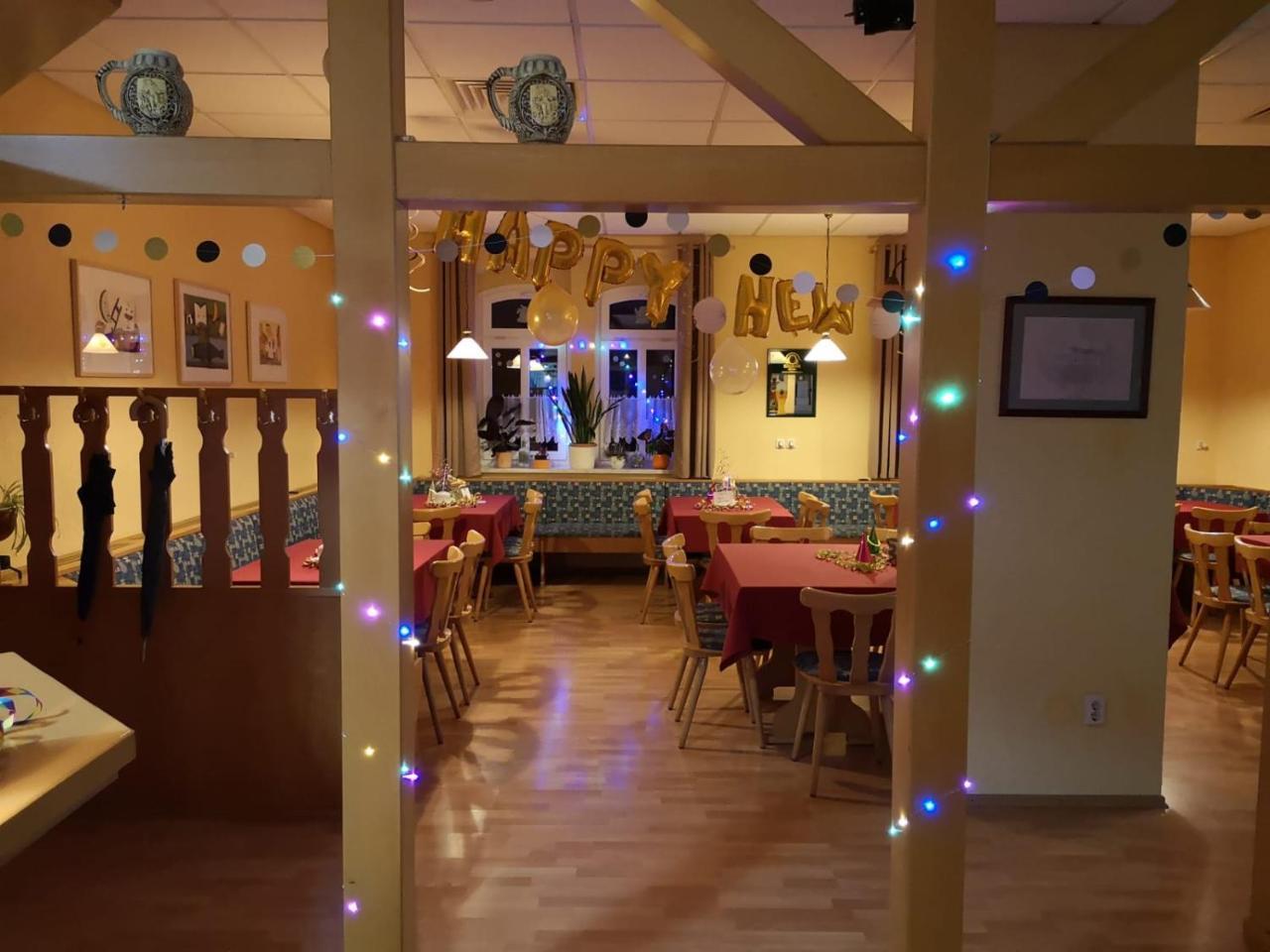 Gasthof Zum Alten Schulmeister Harra Экстерьер фото