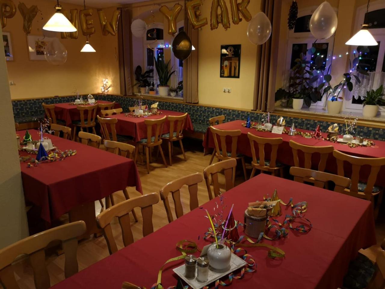 Gasthof Zum Alten Schulmeister Harra Экстерьер фото
